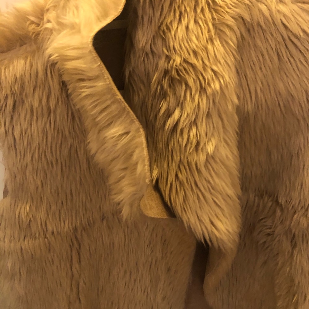 Vest - Large - Picture 2 of 3